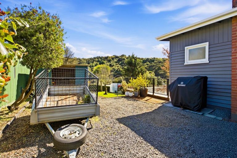 Photo of property in 5 Freyberg Road, Fairfield, Dunedin, 9018