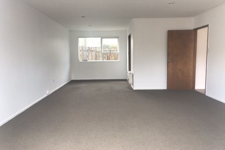 Photo of property in 59 Casuarina Road, Half Moon Bay, Auckland, 2012