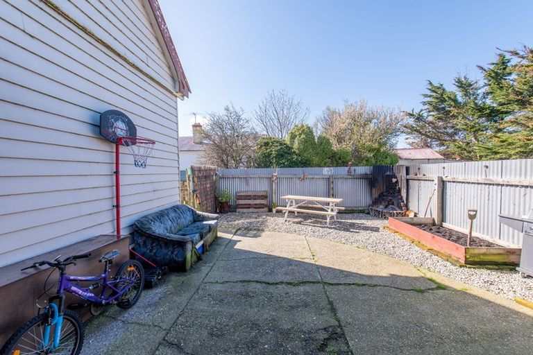 Photo of property in 28 Lawrence Street, East Gore, Gore, 9710