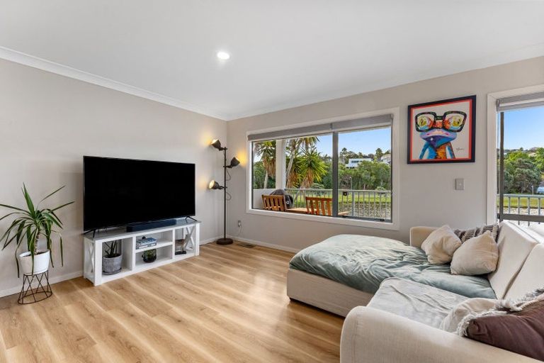 Photo of property in 22 Greenway Rise, Gulf Harbour, Whangaparaoa, 0930