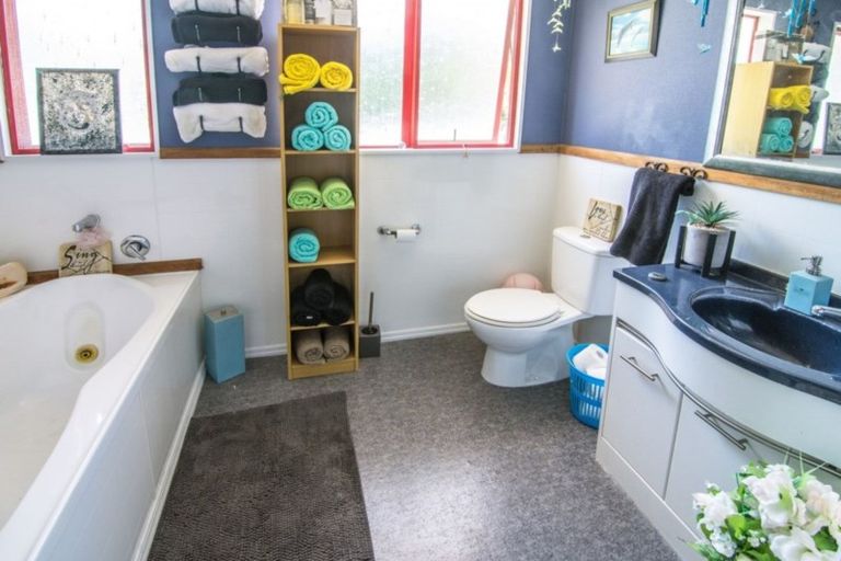 Photo of property in 5517 Masterton Castlepoint Road, Tinui, Masterton, 5889