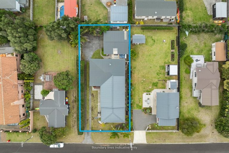 Photo of property in 214 Rangi Avenue, Whangamata, 3620