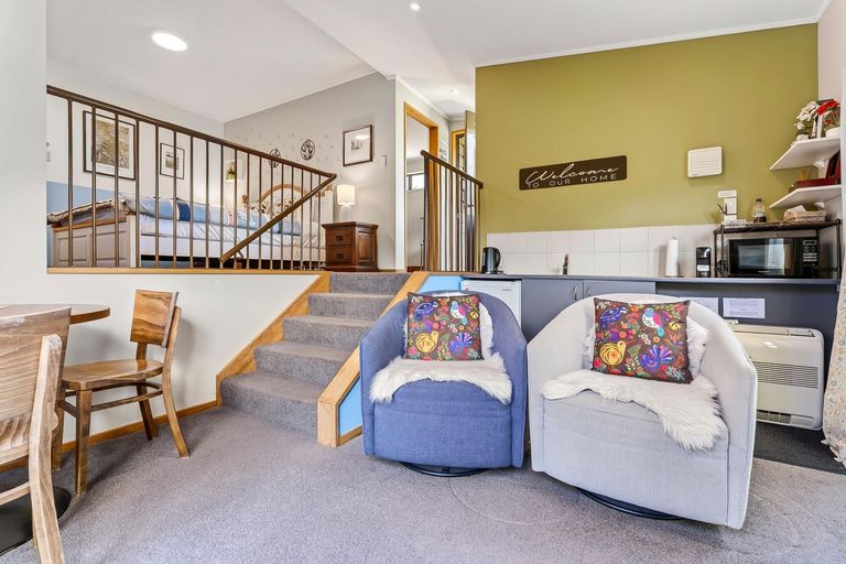 Photo of property in 23 Studholme Road, Wanaka, 9382