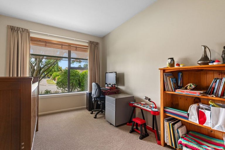 Photo of property in 61 Gladson Avenue, Sockburn, Christchurch, 8042