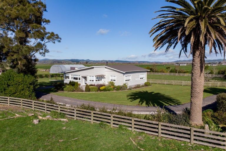 Photo of property in 722 State Highway 25, Waitakaruru, Thames, 3576