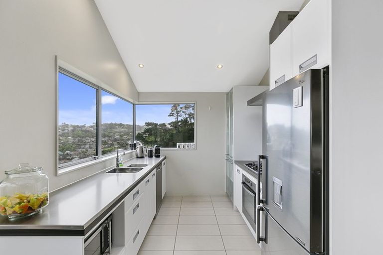 Photo of property in 67 Erlestoke Crescent, Churton Park, Wellington, 6037