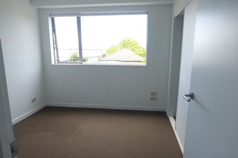 Photo of property in 12/20 Stanmore Road, Phillipstown, Christchurch, 8011