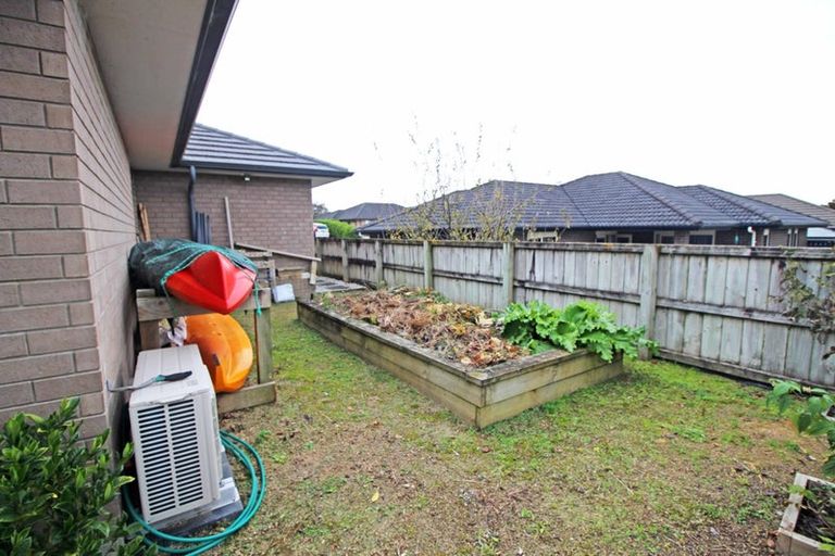 Photo of property in 27 Trauzer Place, Flagstaff, Hamilton, 3210