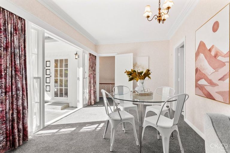 Photo of property in 117a Normandale Road, Normandale, Lower Hutt, 5010