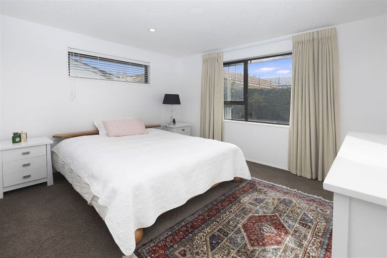 Photo of property in 1/31a Lansbury Avenue, Strowan, Christchurch, 8052