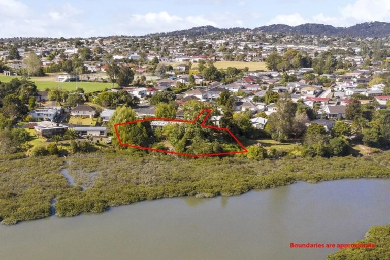 Photo of property in 8 Aronui Terrace, Kelston, Auckland, 0602