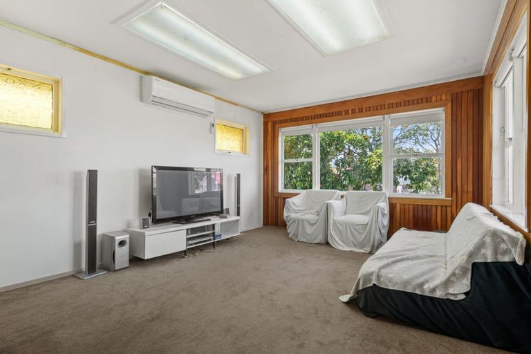 Photo of property in 13 Albion Place, Papakura, 2110