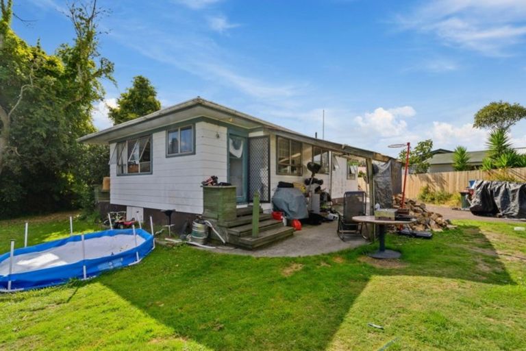Photo of property in 20 Robinson Avenue, Holdens Bay, Rotorua, 3010