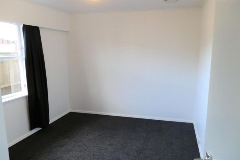 Photo of property in 11a Barsi Grove, Avalon, Lower Hutt, 5011