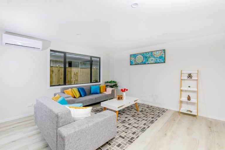 Photo of property in 11 Zadar Street, Kumeu, 0810