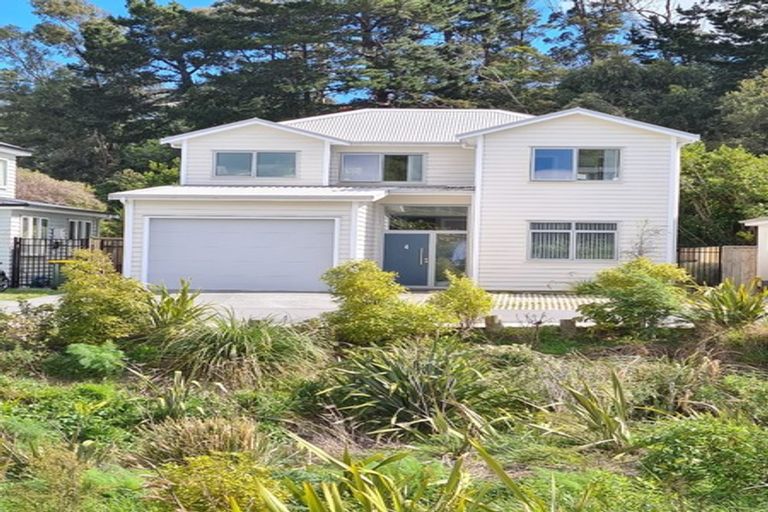 Photo of property in 4 Glide Lane, Whitby, Porirua, 5024