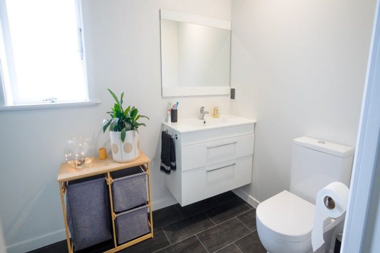 Photo of property in 14 Mahana Road, St Andrews, Hamilton, 3200