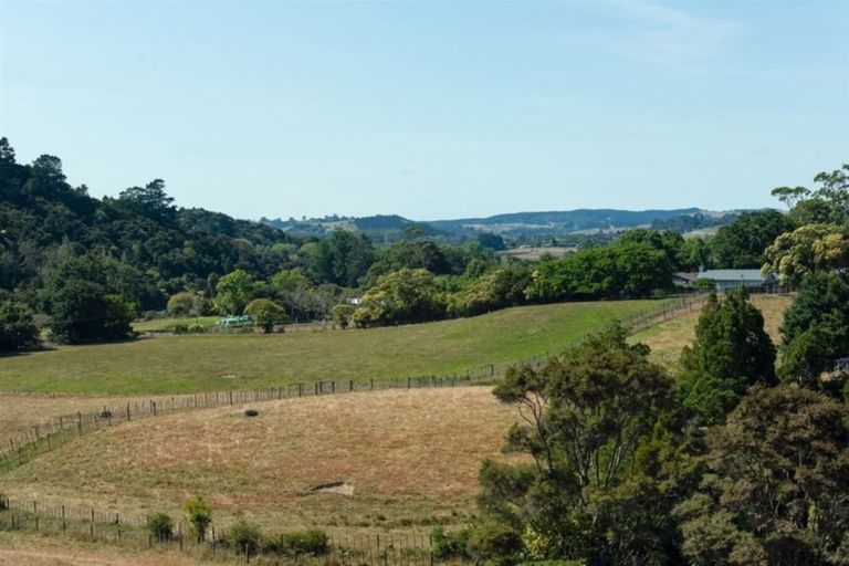 Photo of property in 1245 Kaipara Coast Highway, Kaukapakapa, Warkworth, 0984