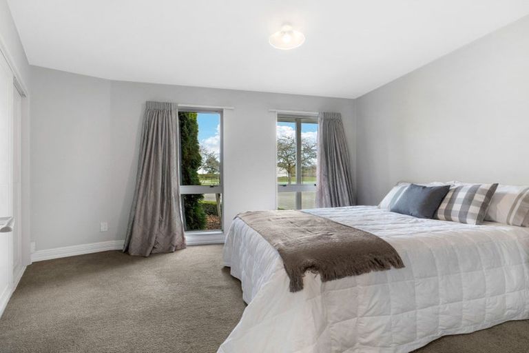 Photo of property in 86 Stanleys Road, Harewood, Christchurch, 8051