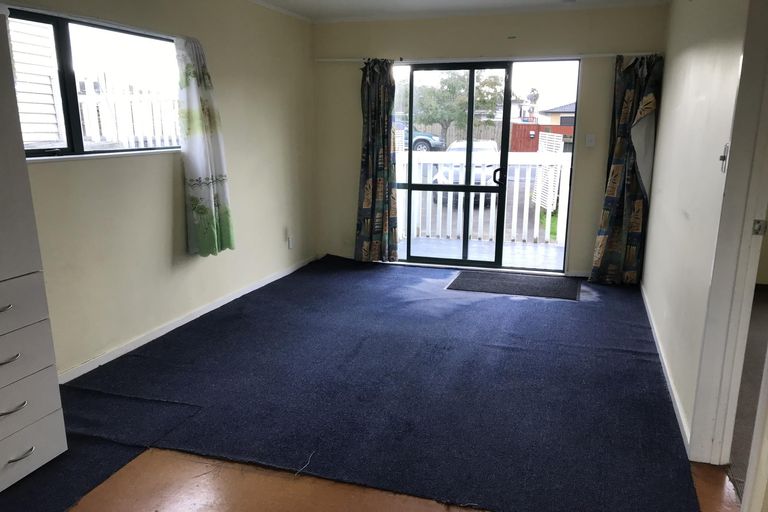 Photo of property in 1/26 Plunket Avenue, Papatoetoe, Auckland, 2104
