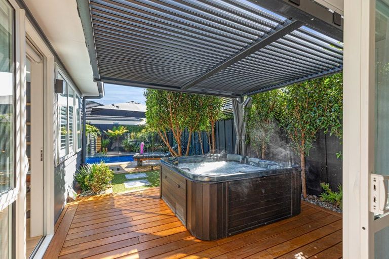 Photo of property in 45 Oceania Sands Way, Papamoa Beach, Papamoa, 3118