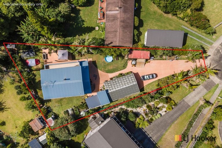 Photo of property in 8 Patterson Place, Waihi Beach, 3611