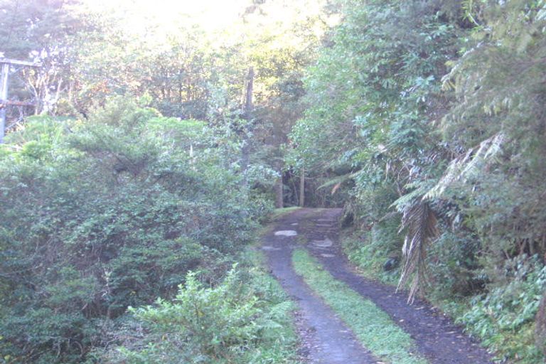 Photo of property in 103 Laingholm Drive, Laingholm, Auckland, 0604