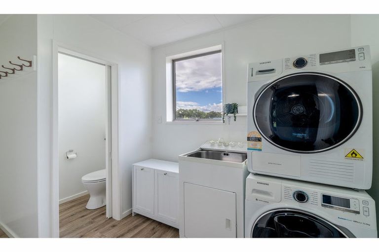 Photo of property in 12 Howard Street, Gore, 9710