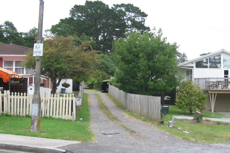 Photo of property in 55 Saffron Street, Birkdale, Auckland, 0626