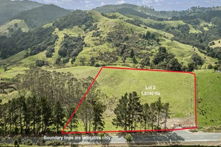 Photo of property in 3060 Kaipara Coast Highway, Glorit, 0984