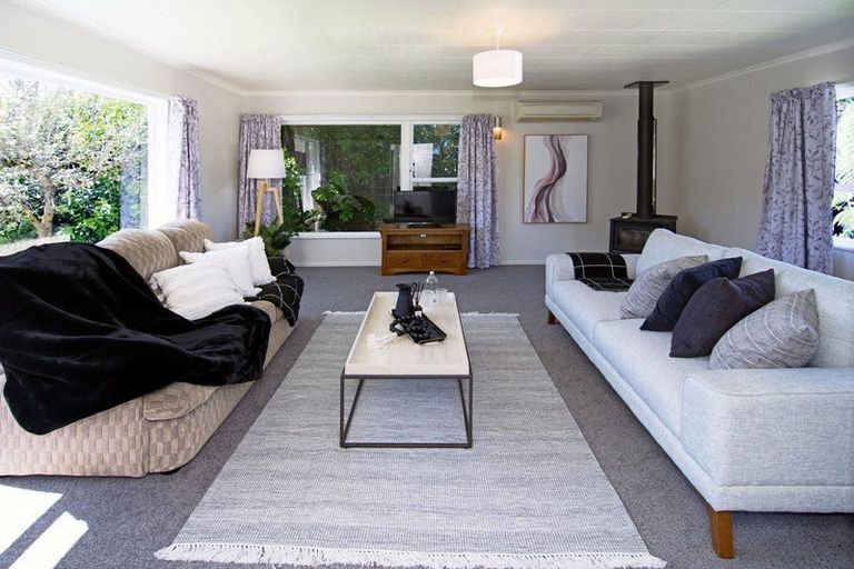 Photo of property in 33 Puriri Crescent, Lansdowne, Masterton, 5810