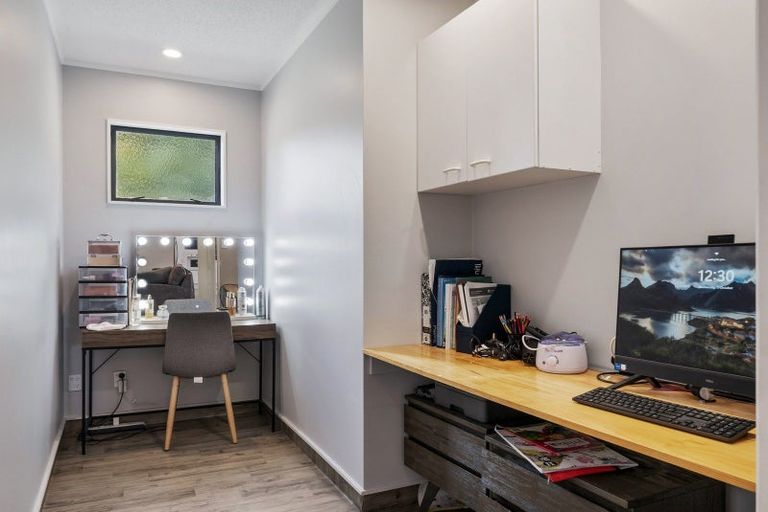 Photo of property in 15 Fairfield Road, Levin, 5510