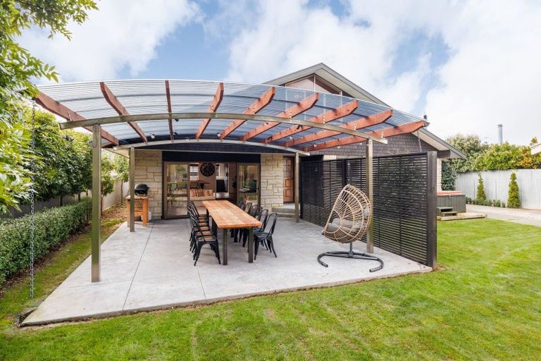 Photo of property in 24a Brightwater Terrace, Terrace End, Palmerston North, 4410