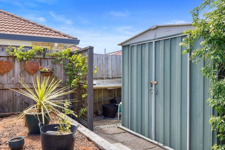 Photo of property in 27 Olympus Grove, Papamoa Beach, Papamoa, 3118