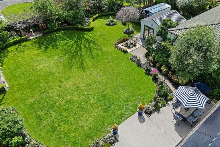 Photo of property in 387a Te Moana Road, Waikanae, 5036