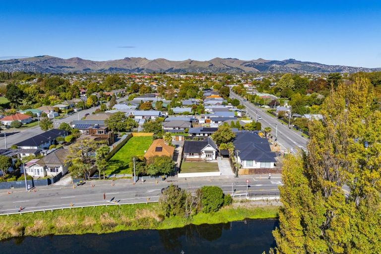 Photo of property in 664 Avonside Drive, Avonside, Christchurch, 8061
