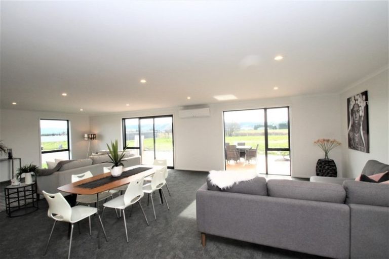 Photo of property in 6 Silverview Place, Mosgiel, 9024