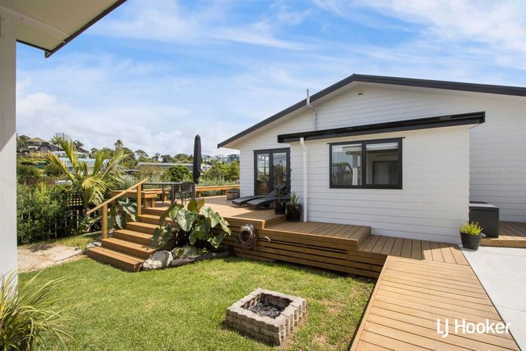 Photo of property in 68 The Crescent, Waihi Beach, 3611