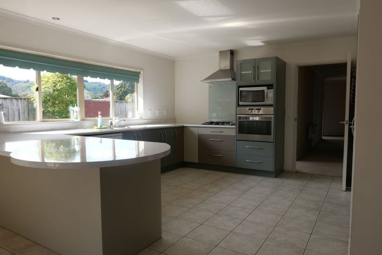Photo of property in 9 Cabernet Close, Paraparaumu, 5032