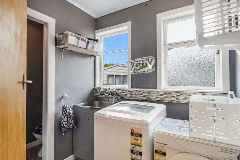 Photo of property in 72 Manuka Street, Castlecliff, Whanganui, 4501