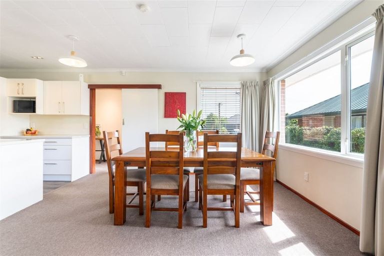 Photo of property in 50 Fovant Street, Russley, Christchurch, 8042