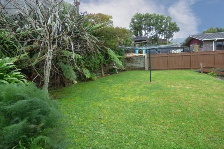 Photo of property in 9 Hobart Drive, Spotswood, New Plymouth, 4310