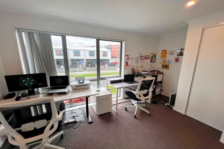 Photo of property in 12 Te Rito Road, Hobsonville, Auckland, 0616