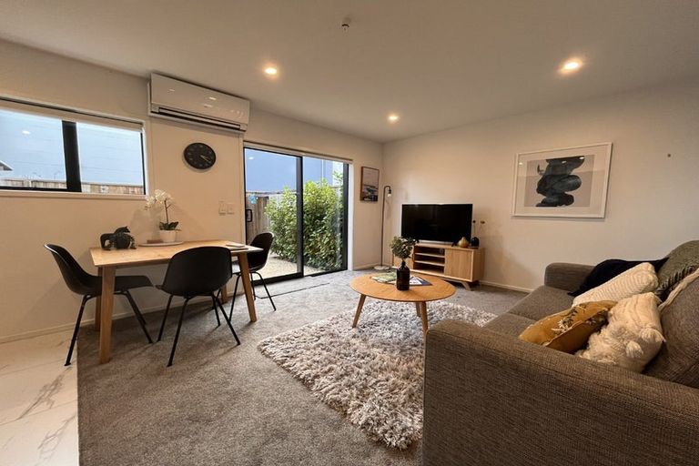 Photo of property in 2/221 Armagh Street, Christchurch Central, Christchurch, 8011