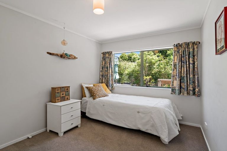 Photo of property in 49 Hibiscus Coast Highway, Silverdale, 0932