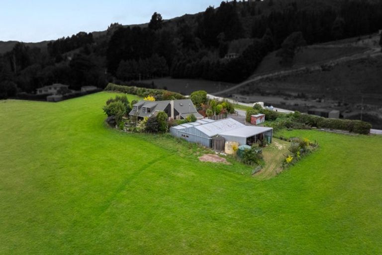 Photo of property in 133 Mangaroa Valley Road, Mangaroa, Upper Hutt, 5371