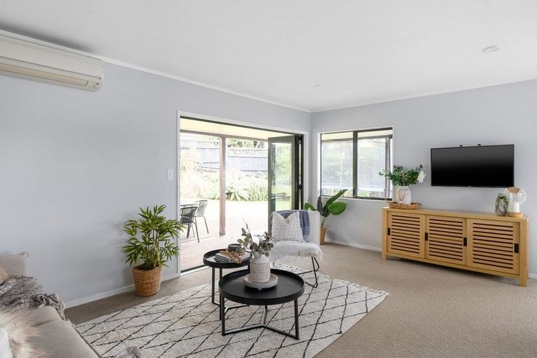 Photo of property in 37 Poike Road, Hairini, Tauranga, 3112