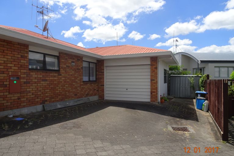 Photo of property in 100a Waihi Road, Judea, Tauranga, 3110