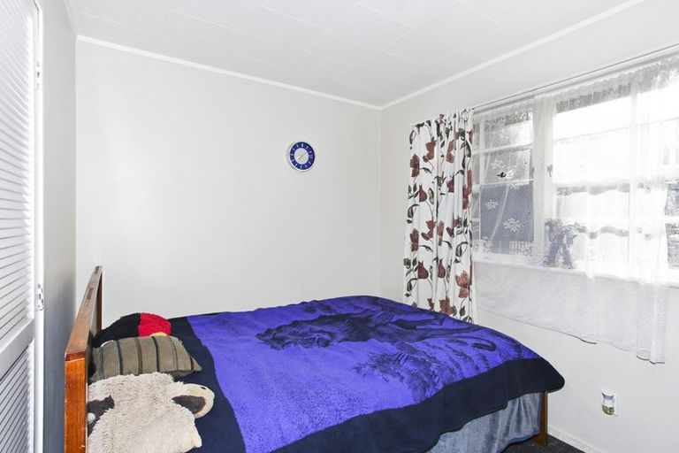 Photo of property in 27 Fairdale Avenue, Red Hill, Papakura, 2110