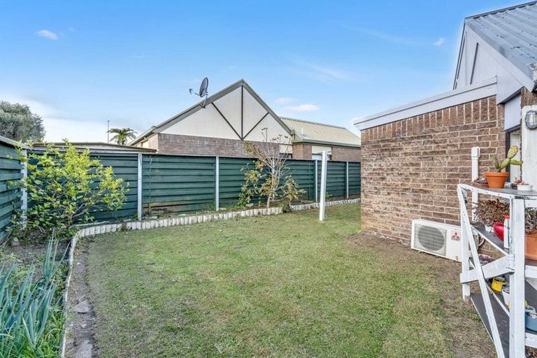 Photo of property in 2/26 Jellicoe Road, Manurewa, Auckland, 2102